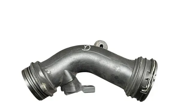 Volkswagen Touareg I Intercooler hose/pipe 7L6145958A 7L6145956C 038906051C