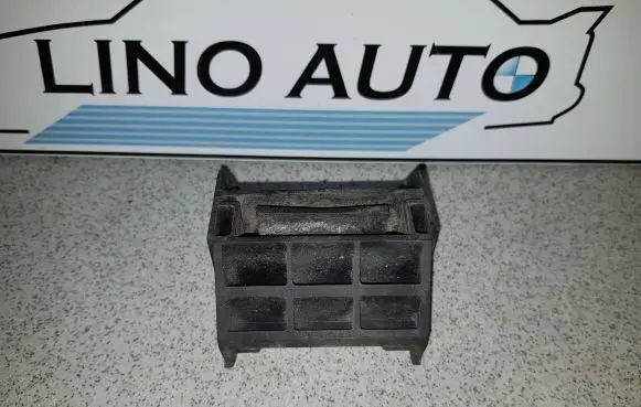BMW 5 E60 E61 Radiator mount bracket 17117542517