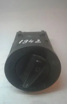 Volkswagen PASSAT B5.5 Light switch 1C0941531