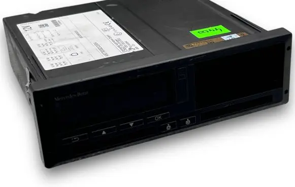 Mercedes-Benz Sprinter W907 W910 Central body control module A4400 A9079008203