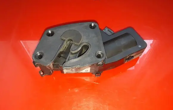 Skoda Superb B6 (3T) Tailgate/trunk/boot lock/catch/latch 3T0827300B XS4