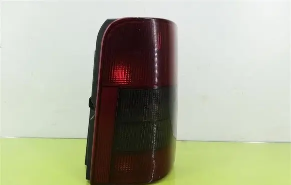 Peugeot Partner Rear/tail lights 663409
