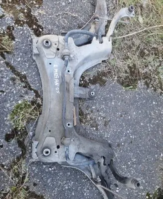 Renault Megane II Front subframe