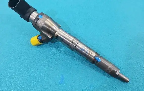 Dacia Duster Fuel injector A2C59513484 IMPRK1532009