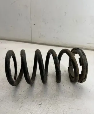 Mitsubishi Grandis Rear coil spring