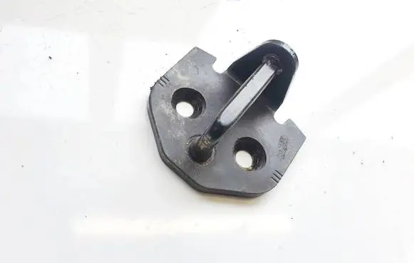Volvo V50 Rear door lock loop/hook striker 