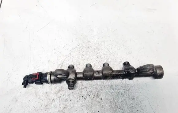 Opel Astra J Fuel main line pipe 55576177