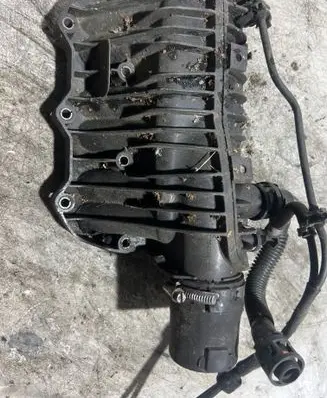 Ford Focus Intake manifold 1047092S01