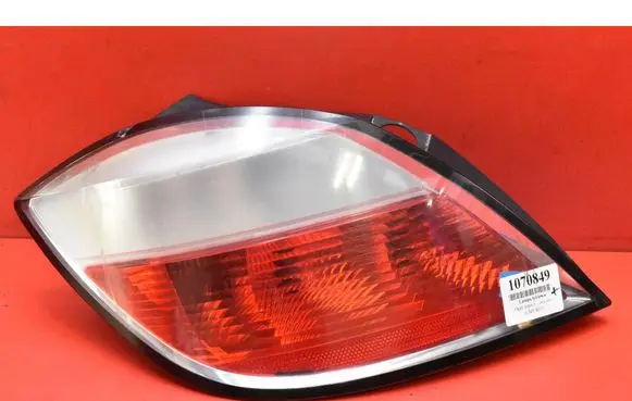 Opel Astra H Rear/tail lights 24451835