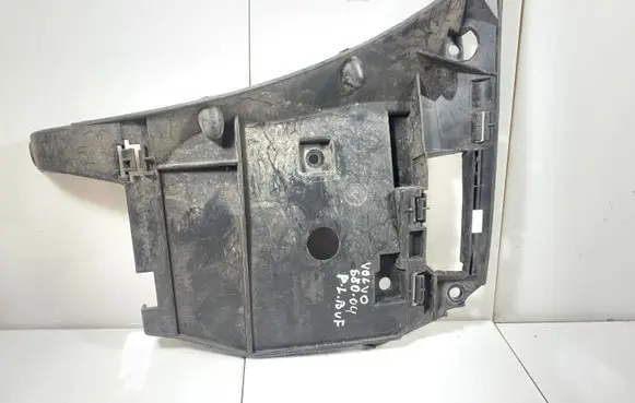 Volvo S80 Front bumper mounting bracket 08693043