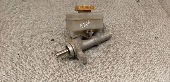 Subaru Impreza II Master brake cylinder 