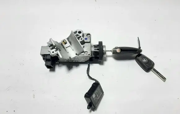 Opel Astra K Ignition lock 39079951 13504286