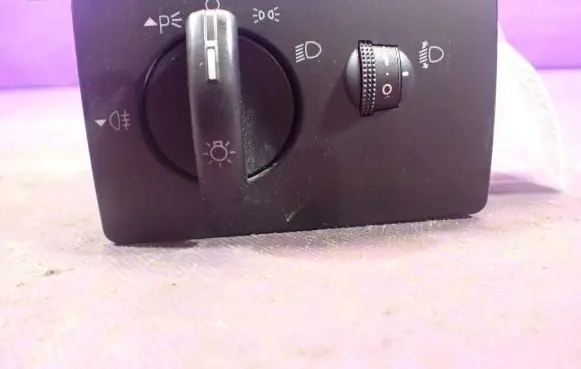 Ford Focus C-MAX Light switch 7M5T13A024EA