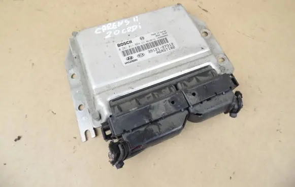 KIA Carens II Engine control unit/module 0281011024 A6RSTI02 3912127312