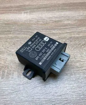Audi A6 S6 C6 4F Light module LCM 8P0907357C 5LA008379
