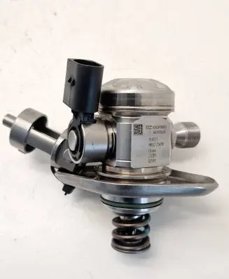 Mercedes-Benz A W177 Fuel injection high pressure pump A2820700001 166303162R HMLGT2509R