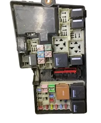 Volvo V50 Fuse box set 8688040 0008T88TS