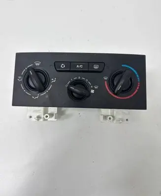 Citroen C4 I Climate control unit H5756 F8162005 H5756C592F