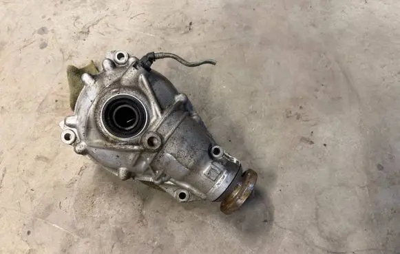 BMW X3 F25 Front differential 8618377 7567345 31517567345