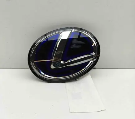 Manufacturer badge logo/emblem