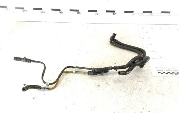 Volkswagen Golf IV Fuel line pipe VRTVWTL52424