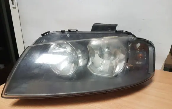 Audi A3 S3 8P Headlight/headlamp 8P0941003L