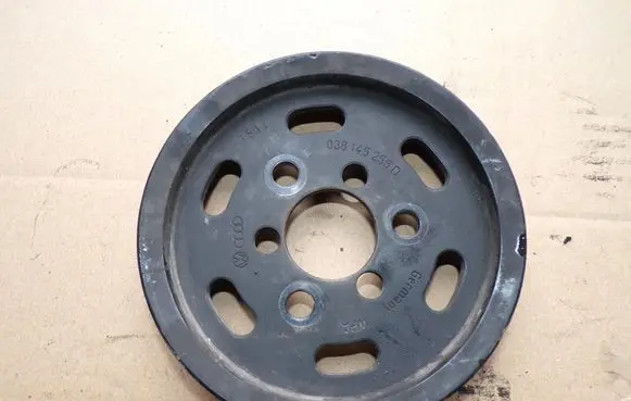 Audi A4 S4 B5 8D Power steering pump pulley 038145255D