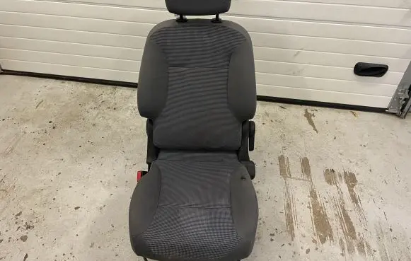 Peugeot Partner Front driver seat 