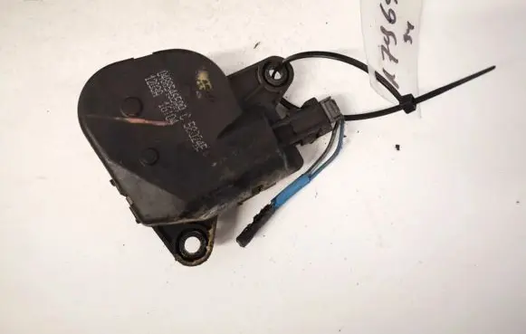 Chrysler Pacifica Air flap motor/actuator 04885465aa