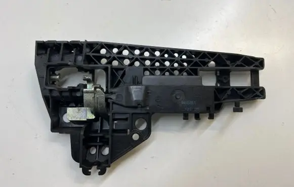 Front door exterior handle/bracket