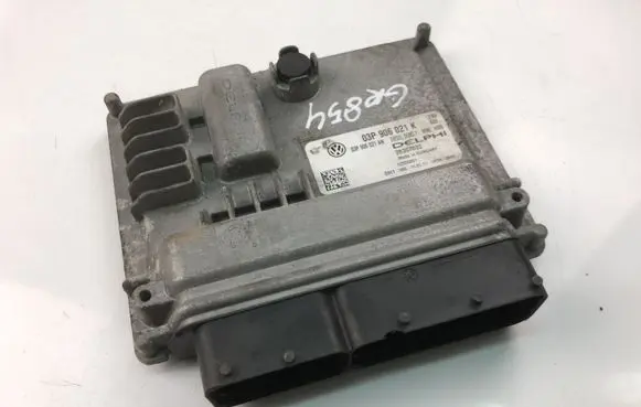 Skoda Fabia Mk1 (6Y) Engine control unit/module 03P906021K