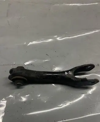 Jeep Cherokee Rear control arm 