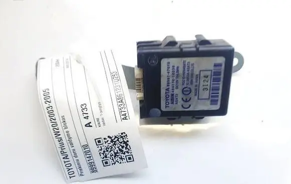 Toyota Prius (XW20) Door control unit/module 8999147010