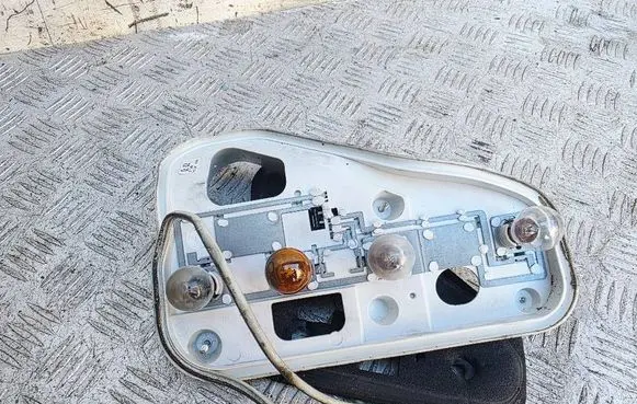 Opel Astra H Tail light bulb cover holder 417046 417028 417042