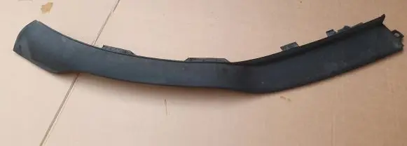 Opel Astra J Front bumper lip 13264554