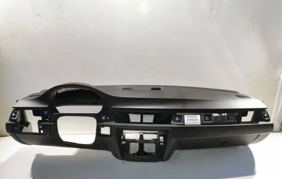 BMW 3 E90 E91 Dashboard