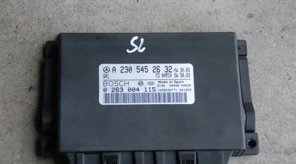 Mercedes-Benz SL R230 Parking PDC control unit/module A2305452632