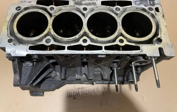 Citroen Xsara Engine block 320420899