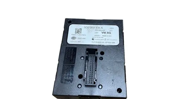 Audi A3 S3 8V Keyless (KESSY) go control unit/module 5Q0959435A 5ZA010947 5Q0959435