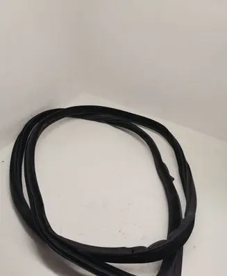 BMW M4 F82 F83 Front door rubber seal 7279741