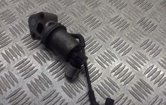 Volkswagen Polo IV 9N3 EGR valve 03D131503B