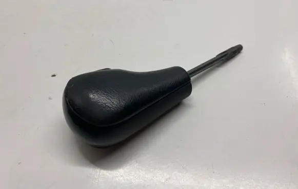 BMW X3 E83 Gear shifter/selector 