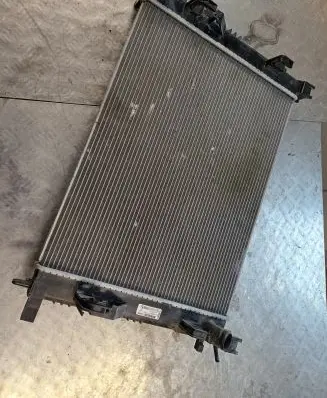 Renault Captur Coolant radiator 21410B680A