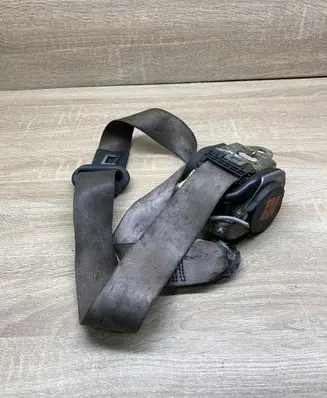 Audi A6 S6 C5 4B Front seatbelt 4B0857705A 566185121C