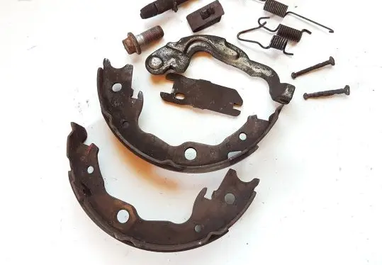 Toyota RAV 4 (XA30) Handbrake/parking brake pads 4654042020