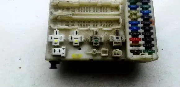 Ford Mondeo MK II Fuse box set