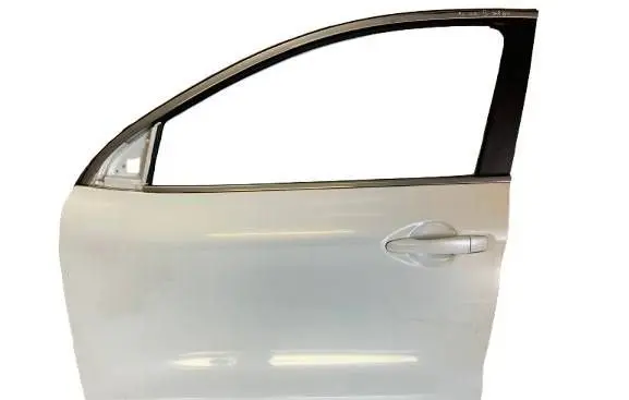 Nissan Qashqai Front door