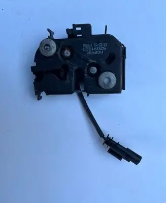 Jeep Renegade Engine bonnet/hood lock/catch 52091023 113500