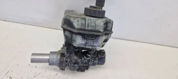 Volkswagen PASSAT B6 Master brake cylinder