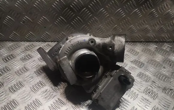 Mercedes-Benz C W204 Turbo 6510900086 A6510900086